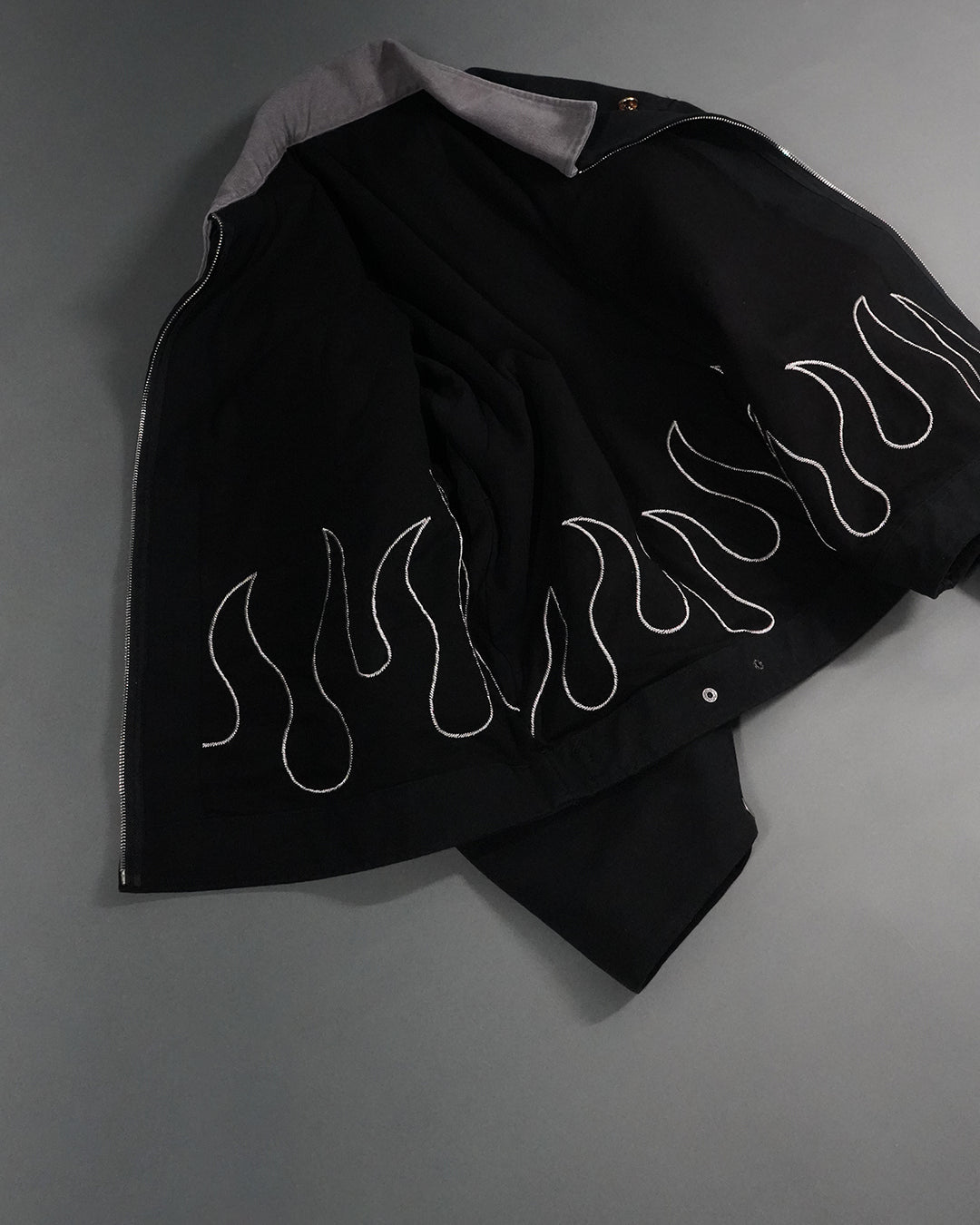 GATES OF PAIN JACKET (BLACK)